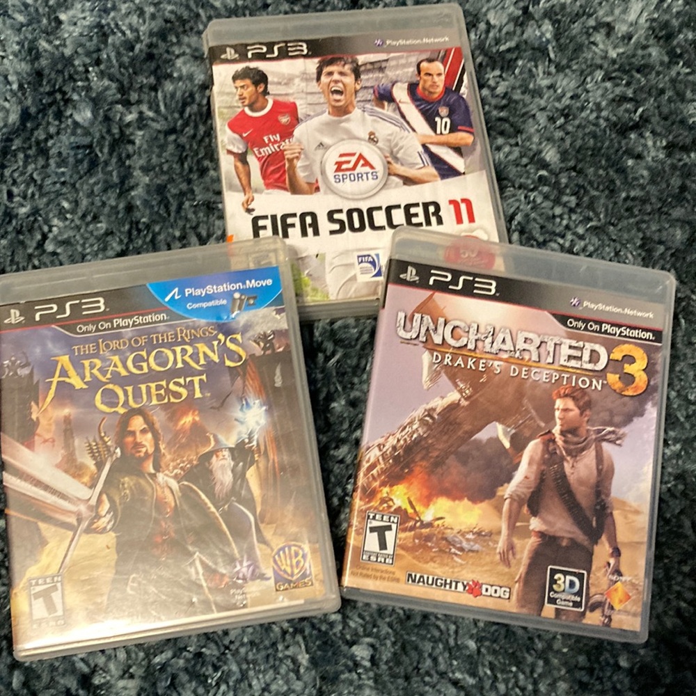 PlayStation 3 - unchartered 3,Aragon’s Quest, FIFA Soccer